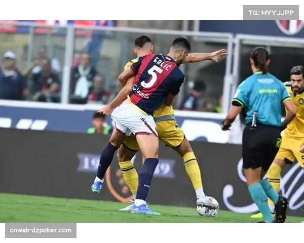 博洛尼亚门将红牌致崩盘,莫塔赛后怒摔水瓶